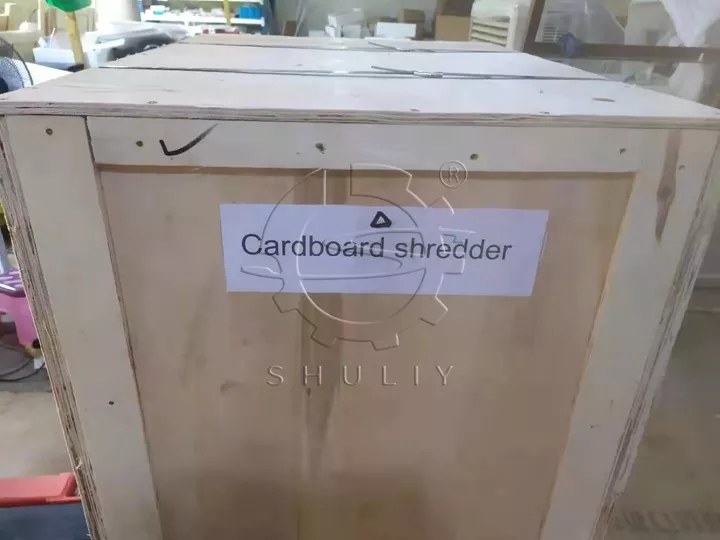 cardboard recycling shredder