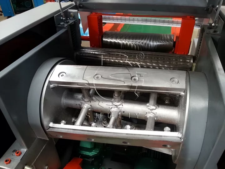 machine de découpe de fibres intérieure