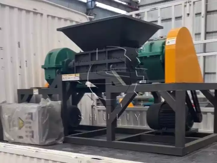 une machine dans une usine