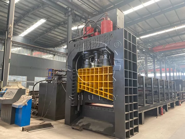 large gantry metal shear