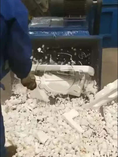 foam crushing and melting machine working site