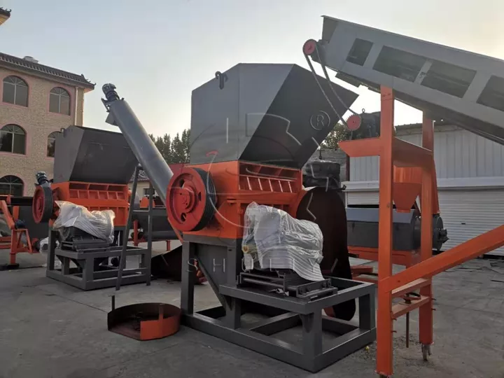 plastic crushing machine