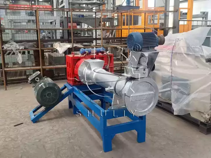 machine de production de plastique recyclé