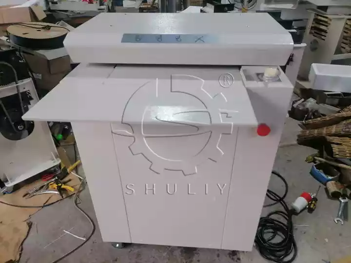 machine de déchiquetage de carton